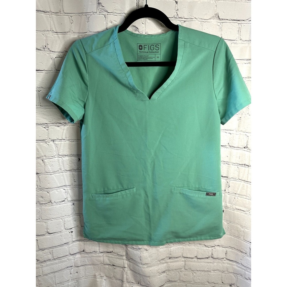 FIGS Technical Collection Casma Three-Pocket Scrub Top Seafoam Green Womens XS